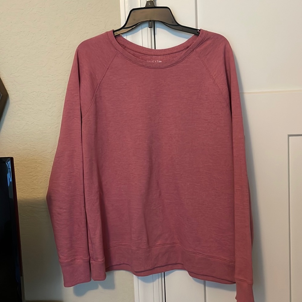 Sweatshirt